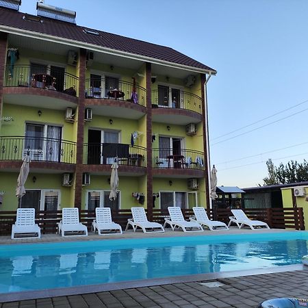 Lyubavushka Hotel Zatoka Luaran gambar