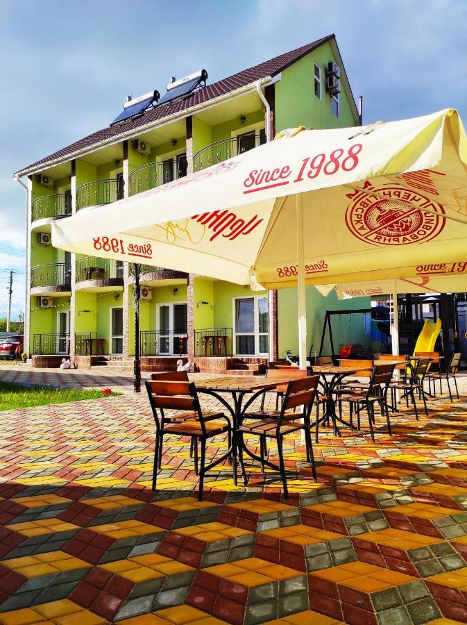 Lyubavushka Hotel Zatoka Luaran gambar