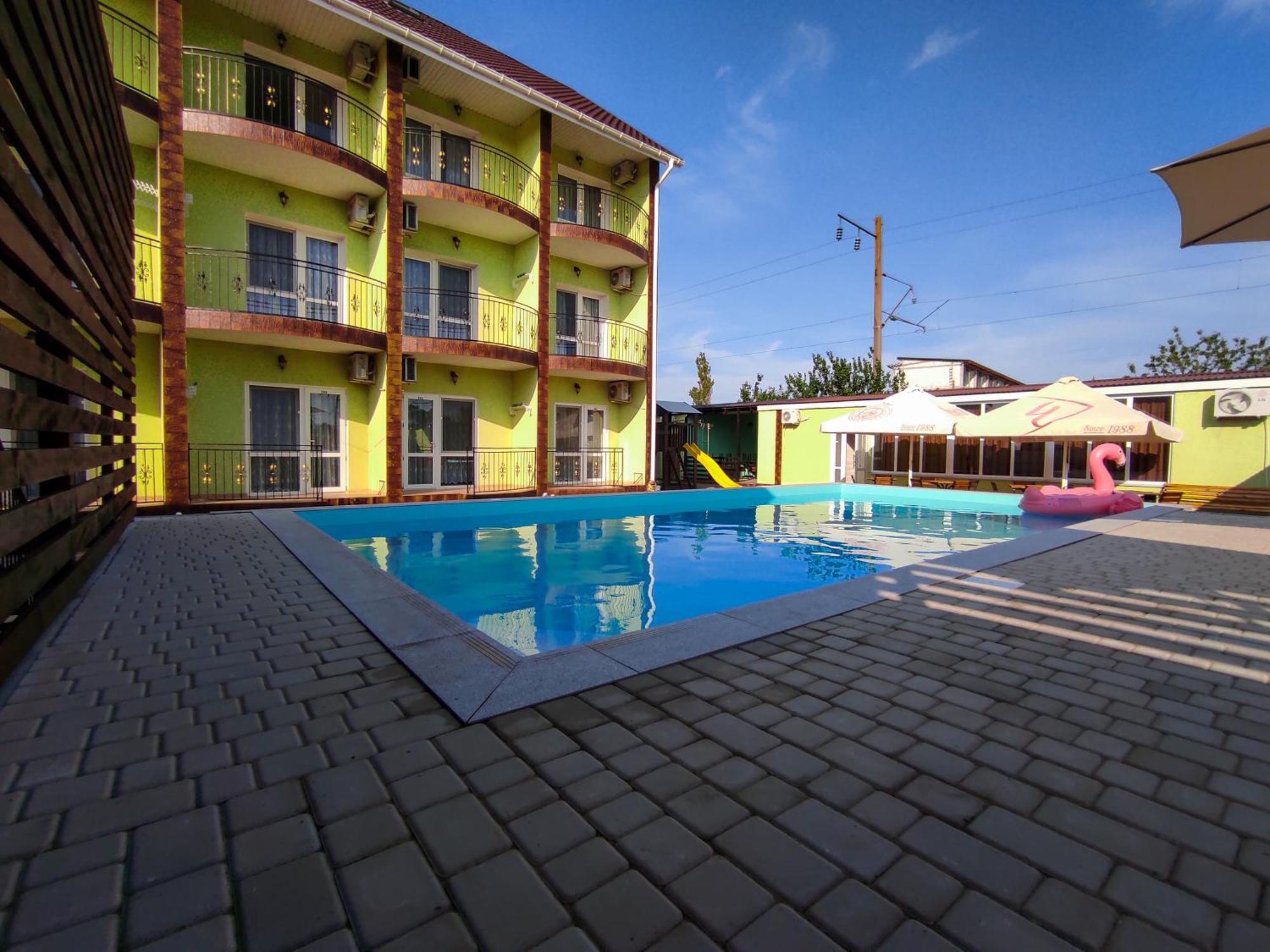 Lyubavushka Hotel Zatoka Luaran gambar