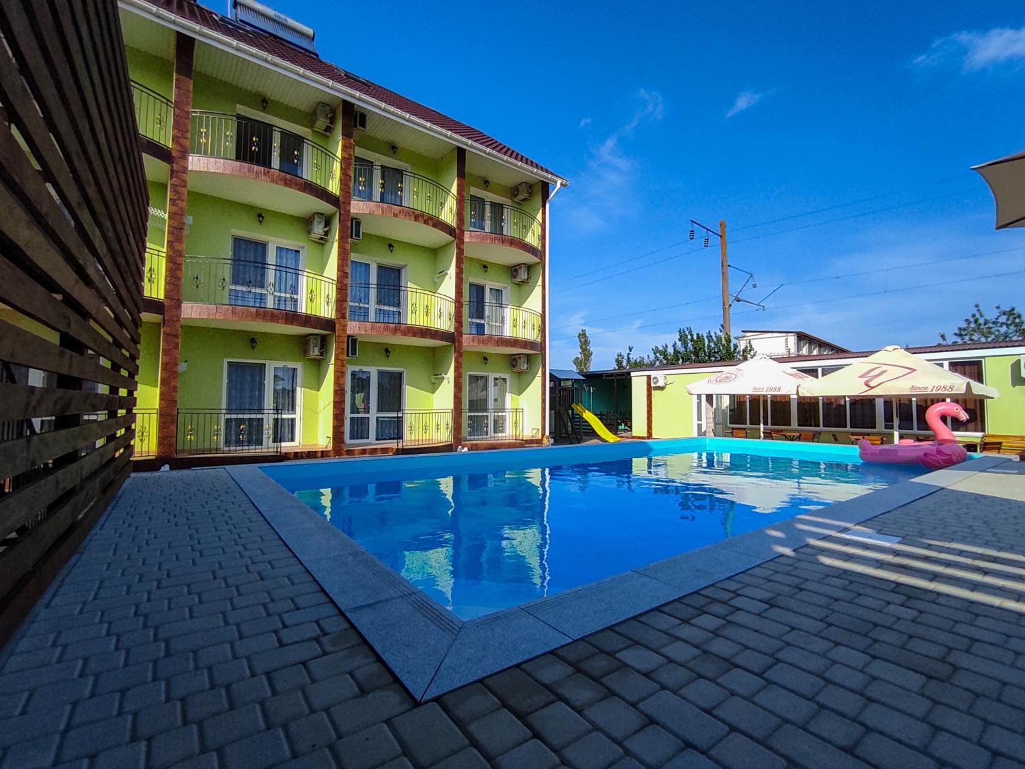 Lyubavushka Hotel Zatoka Luaran gambar