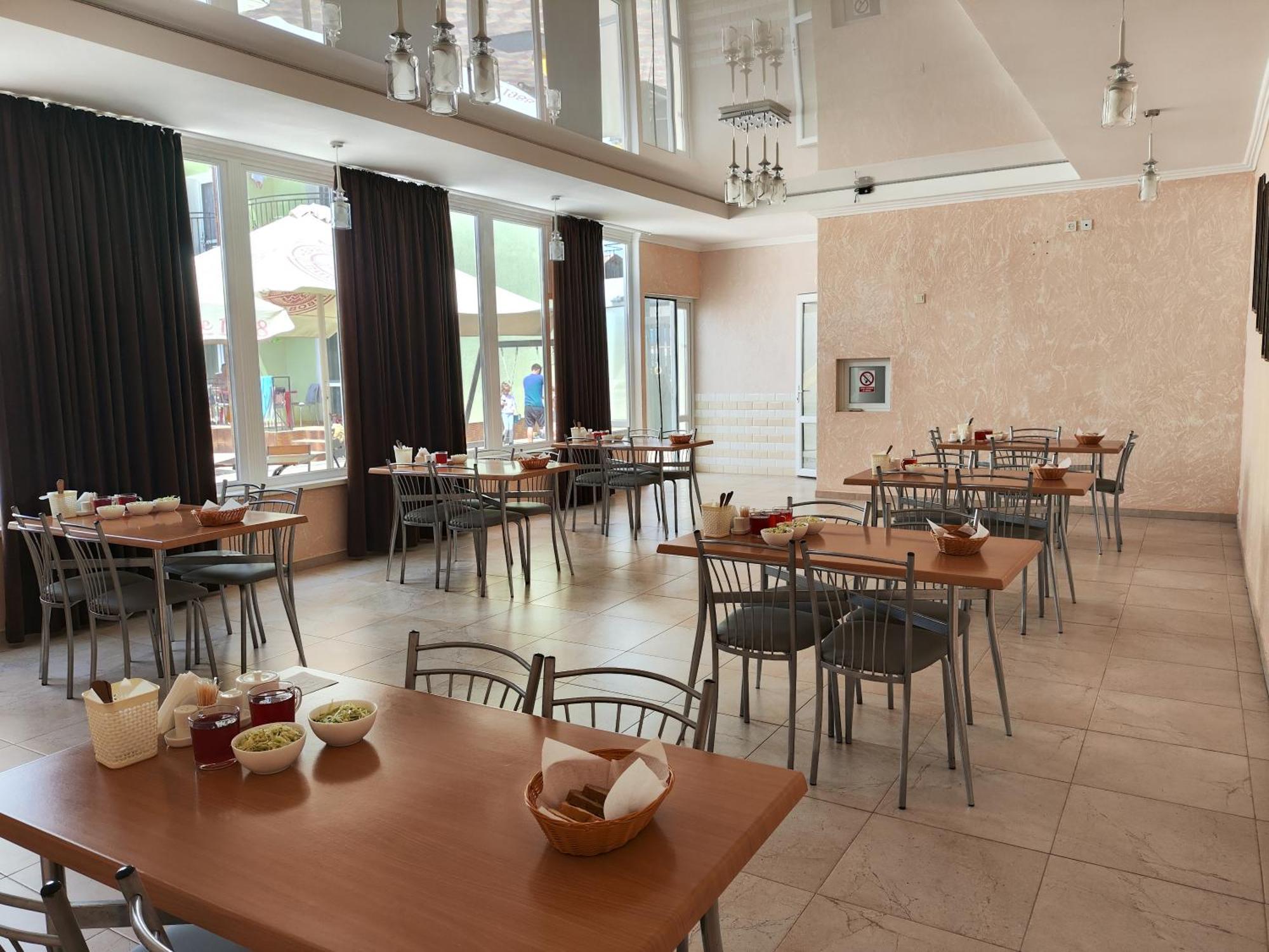 Lyubavushka Hotel Zatoka Luaran gambar